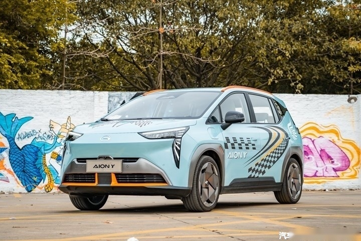 广汽埃v_广汽埃安新能源汽车报价_新款广汽埃安AION UT vs. 竞争车型，谁更强？