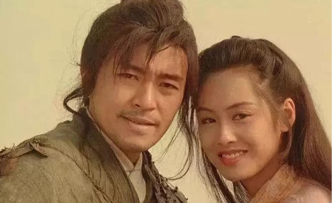 世界拆船市场三大高峰和低谷_李小龙的演艺生涯高峰与低谷_巅峰李小龙