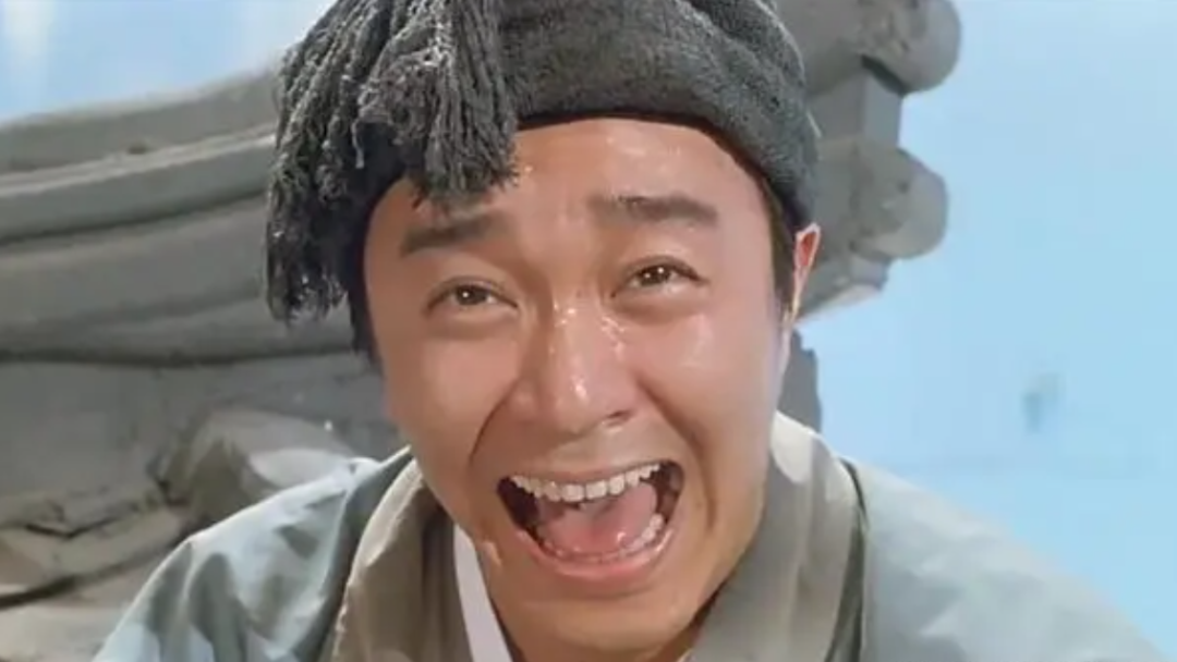 巅峰李小龙_李小龙的演艺生涯高峰与低谷_世界拆船市场三大高峰和低谷