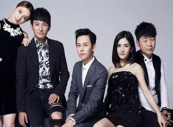 李易峰参与新综艺录制，期待精彩展现_李易峰综艺节目2021_播放李易峰参加的综艺