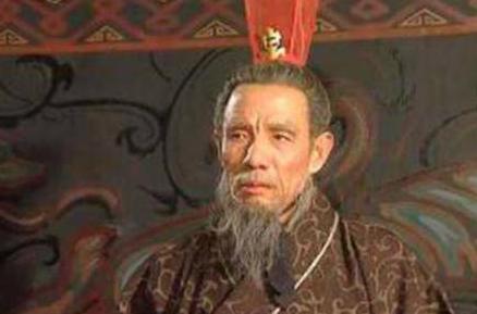 新演义中曹操挑选继承人及其重用司马懿的失误探究