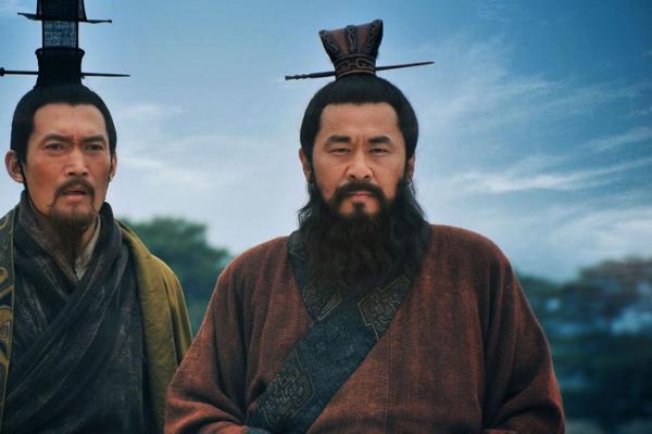 吕布打过的胜仗_吕布在各大战役中的表现_吕布有何战绩