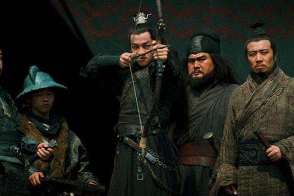 吕布在各大战役中的表现_吕布有何战绩_吕布打过的胜仗