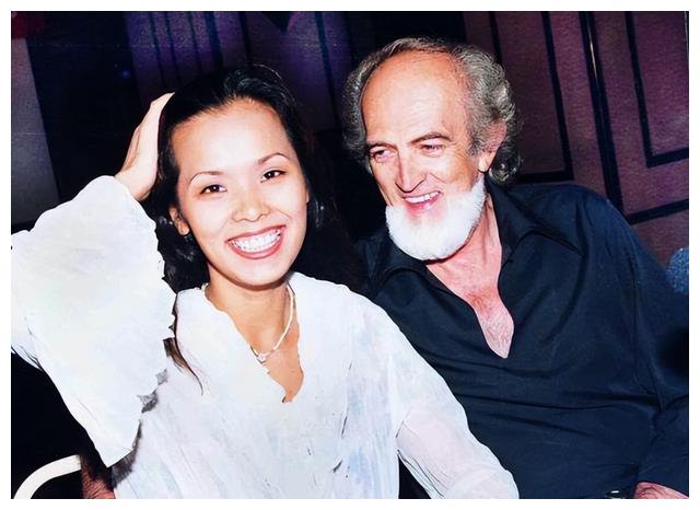 事业的高峰与低谷_形容事业的低谷与高峰的句子_高峰低谷事业成功案例