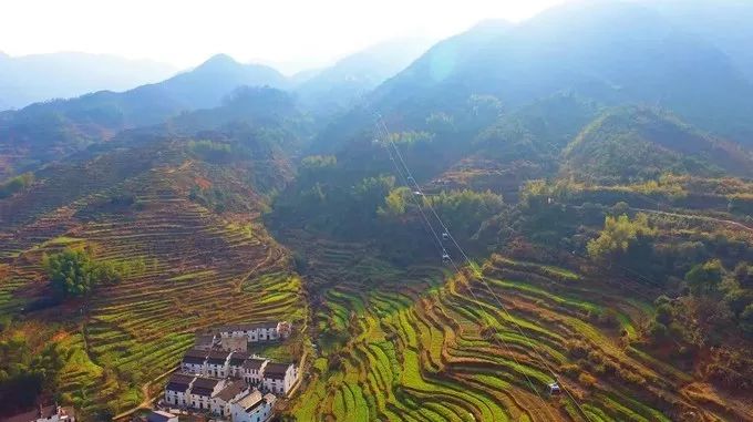 自驾游选什么车好_自驾游汽车首选_自驾游攻略：如何选择适合的汽车？