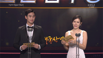 金秀贤的演艺生涯：从小角色到大明星_女明星金秀贤_金星金秀贤