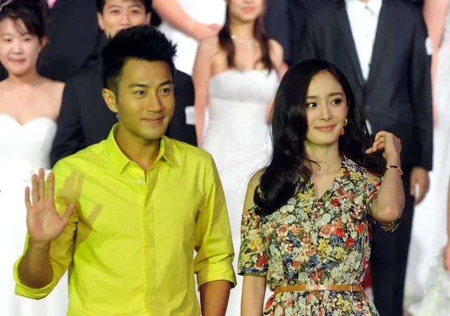 刘恺威频繁示好杨幂：从离婚后到2025年时尚活动背后的故事