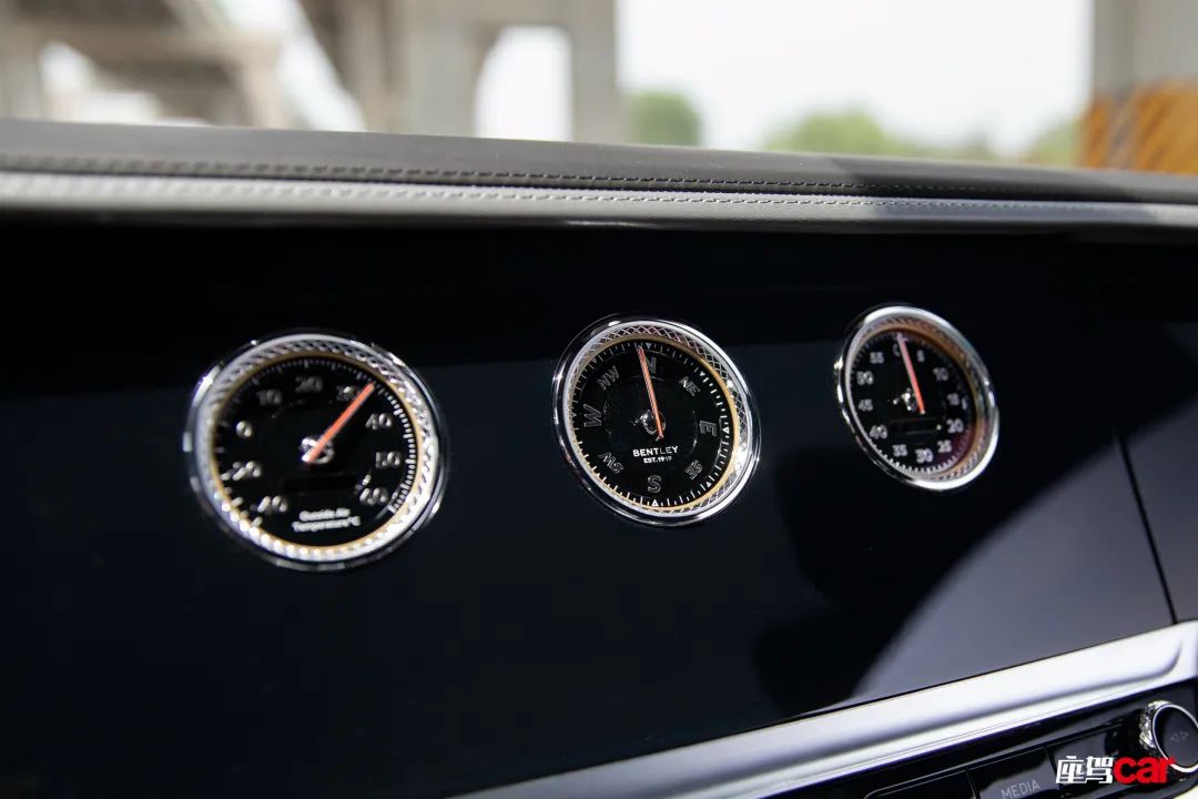 宾利的logo寓意_宾利，奢侈品与汽车艺术的象征_宾利的寓意和设计理念