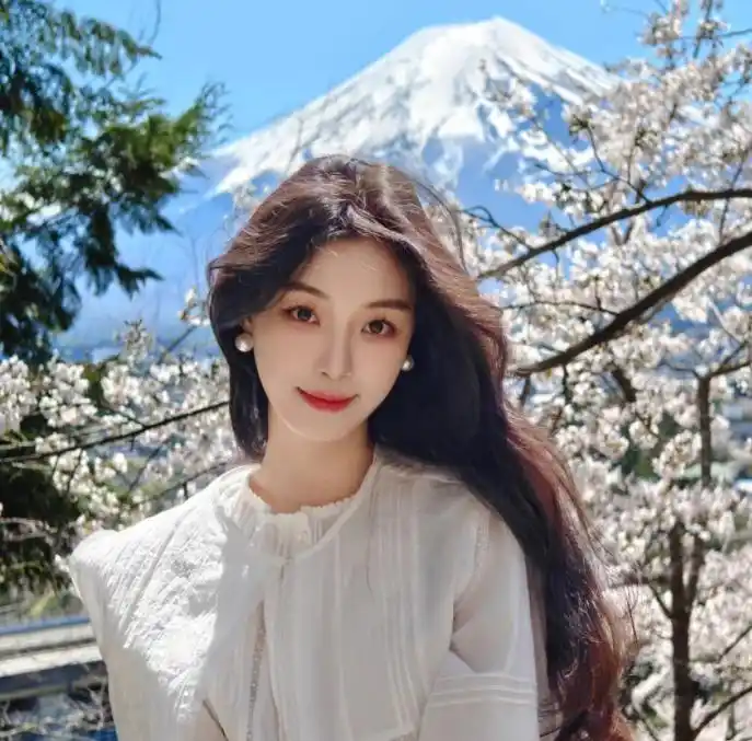 评测ViVo的拍照效果：从镜头到成像_vivo镜头模糊怎么办_vivo的镜头是蔡司的吗