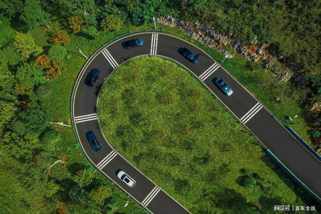 奥迪系列讲解_探索奥迪经典车型的历史与传承_奥迪汽车史