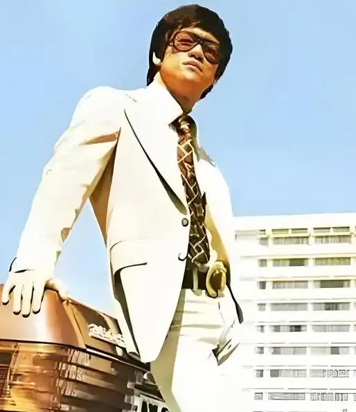 李小龙在武术界的影响与启迪_武术家李小龙_武术大师李小龙