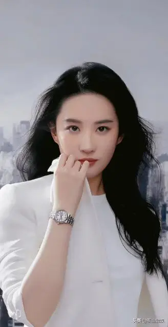 刘亦菲的影视回归：新作品瞩目_刘亦菲回中国了吗_33岁刘亦菲再回巅峰