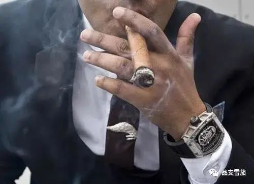 兰博基尼在拍卖市场上的表现与趋势_兰博基尼怎么上牌照_司法拍卖兰博基尼