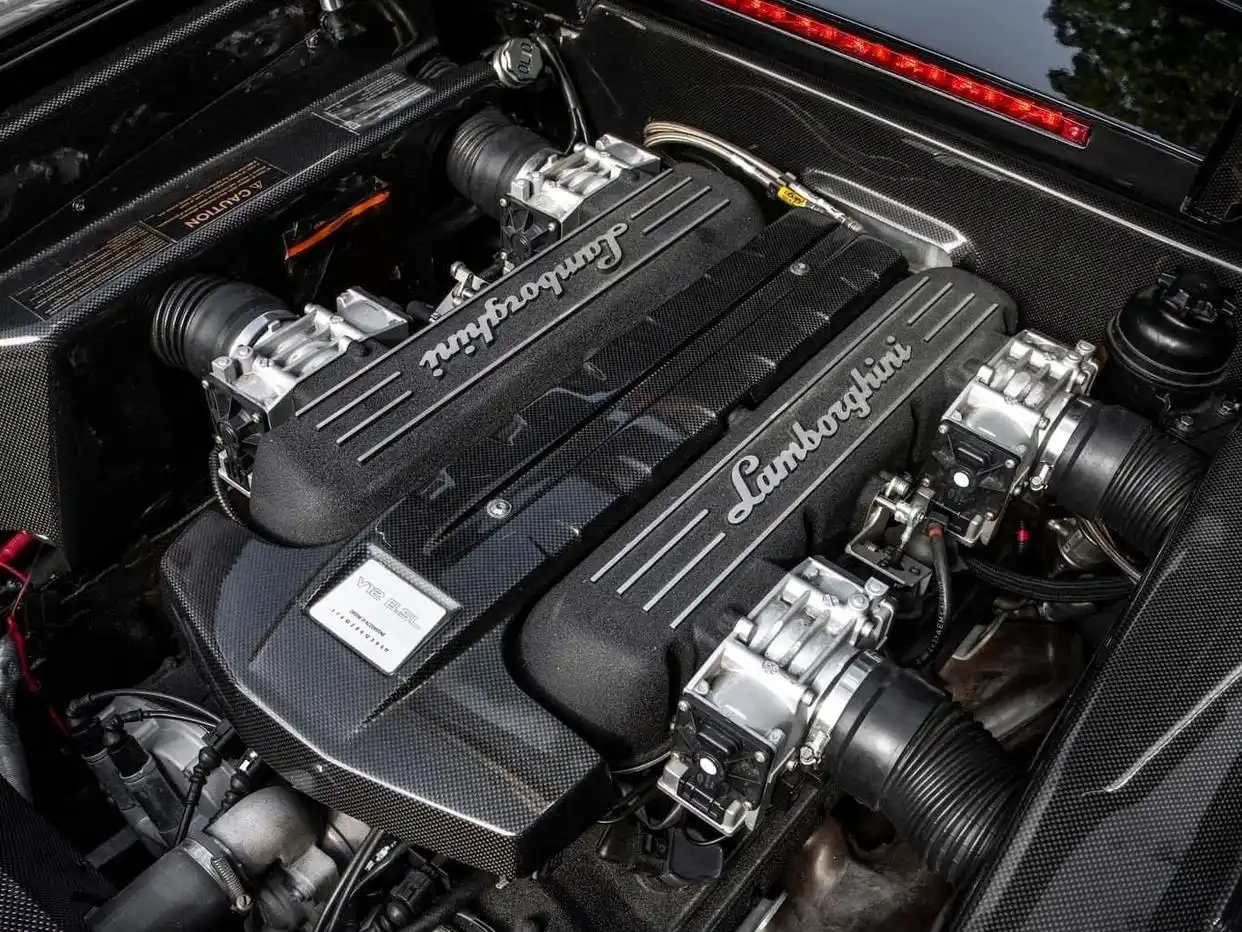 兰博基尼限量版多少钱一辆_兰博基尼的限量版车型及其独特魅力_兰博基尼限量suv