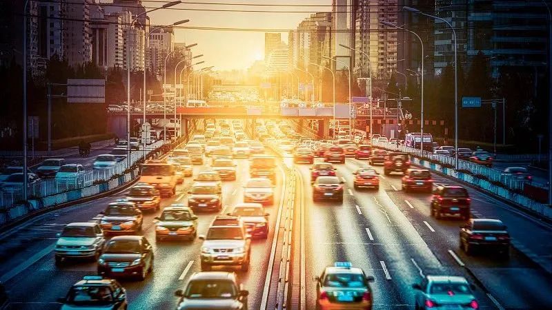 政府转向聚焦新能源汽车后市场与基础设施建设，2021年新能源汽车发展新动向