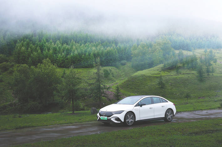 奔驰新品牌战略_奔驰的愿景_奔驰的未来：创新、可持续与品牌愿景