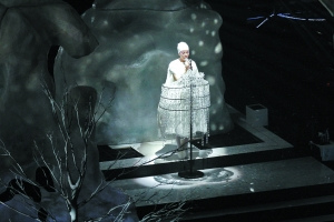 王菲即兴惊喜演出节音乐人是谁_王菲音乐节目_王菲在音乐节上的即兴演出让人惊喜连连