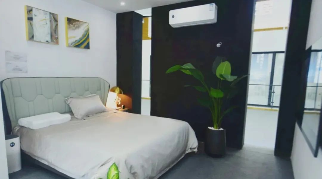 绿地智慧展厅：智慧睡眠系统与智能魔镜引领健康生活新潮流