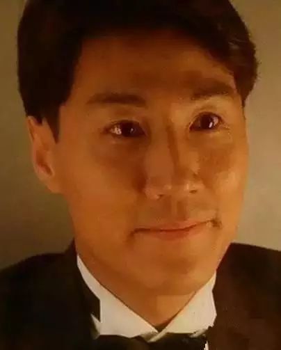 少林寺李连杰练武片段_李连杰（Jet Li） - 武术家和演员，代表作品包括《少林寺》和《英雄》。_李连杰少林寺武术表演视频