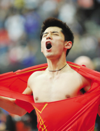 金秀贤来自星星的你剧照_金秀贤来自星星桌面_金秀贤与《来自星星的你》的成功背后