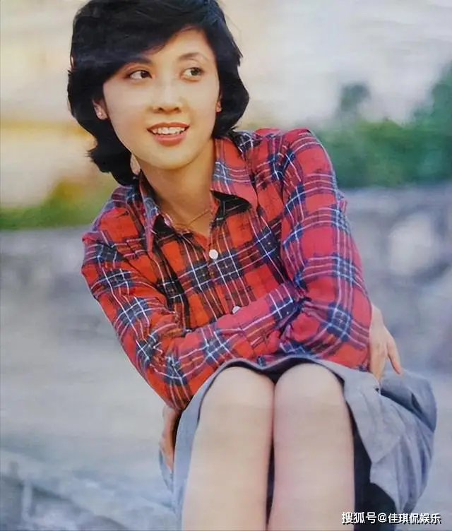 朱琳的演技_朱琳的经典角色与表演技巧_电影演员朱琳活动视频