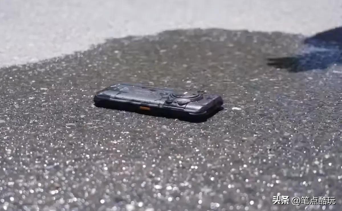 华为防水手机有哪些型号_IP68防水设计在华为手机中的作用_防水手机华为