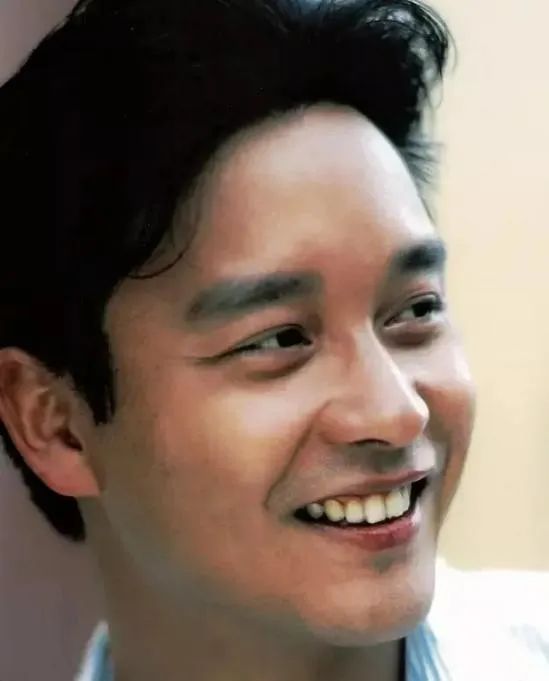 张国荣十大文化偶像_张国荣的粉丝文化与影响力_张国荣的粉丝是什么年代